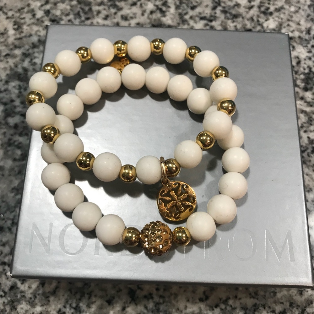 Gold White Braceletes